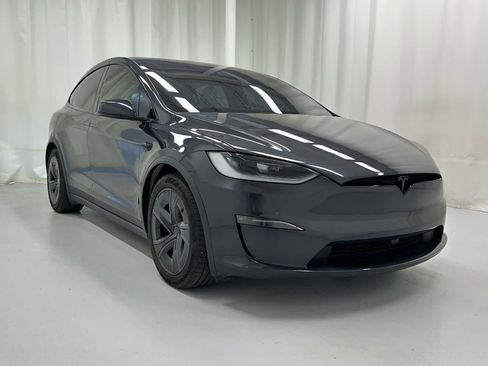 Used 2026 Tesla Model X AWD/4WD image 2