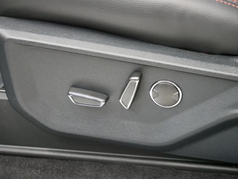 New 2025 Ford F150 Lariat w/ Equipment Group 502A High image 12