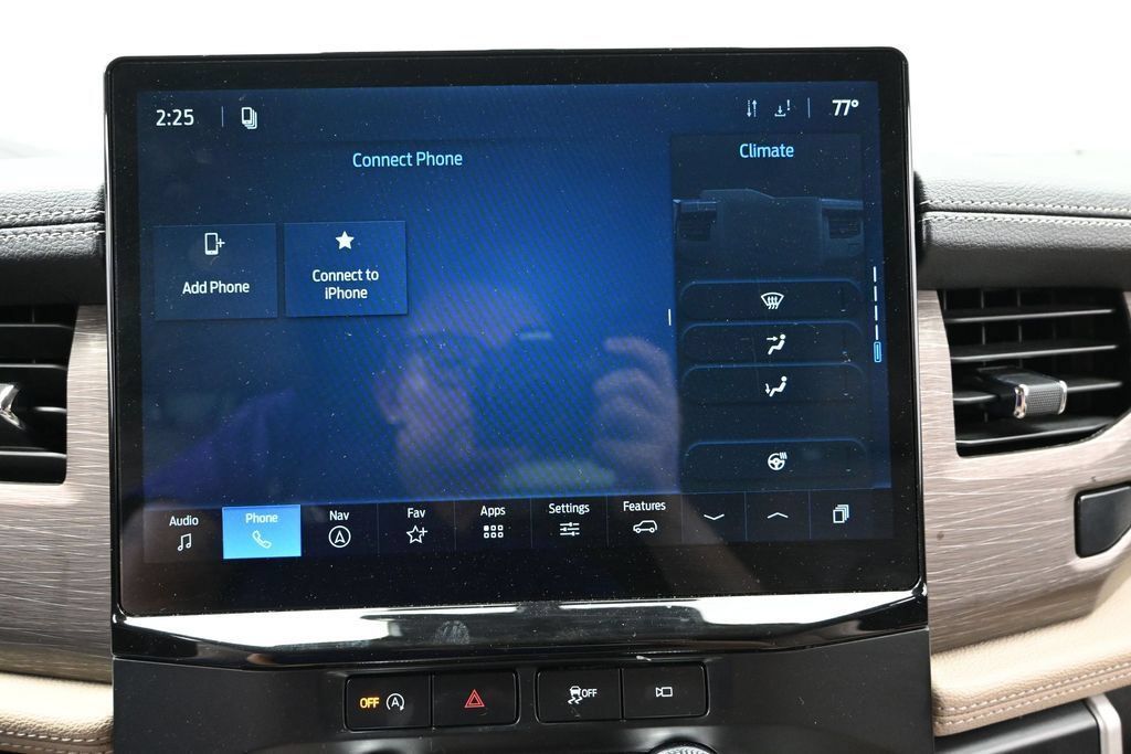 Used 2024 Ford Expedition Limited AWD/4WD image 33
