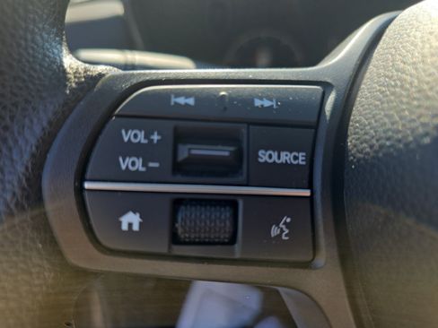 Used 2025 Honda CR-V EX image 16