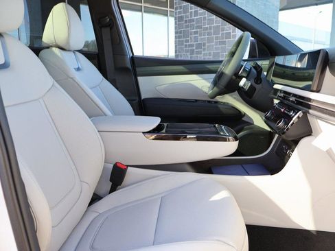 New 2026 Hyundai Tucson Limited image 10