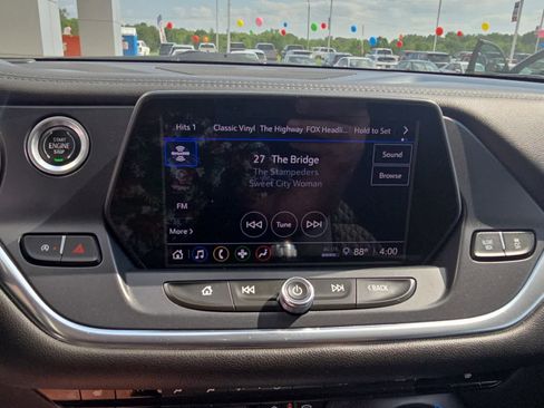 Used 2022 Chevrolet Blazer LT image 22