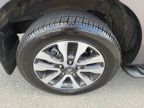 Used 2019 Toyota Sequoia Limited w/ Safety & Convenience Package AWD/4WD image 35