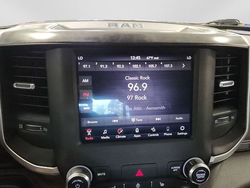 Used 2019 RAM 1500 Big Horn image 25