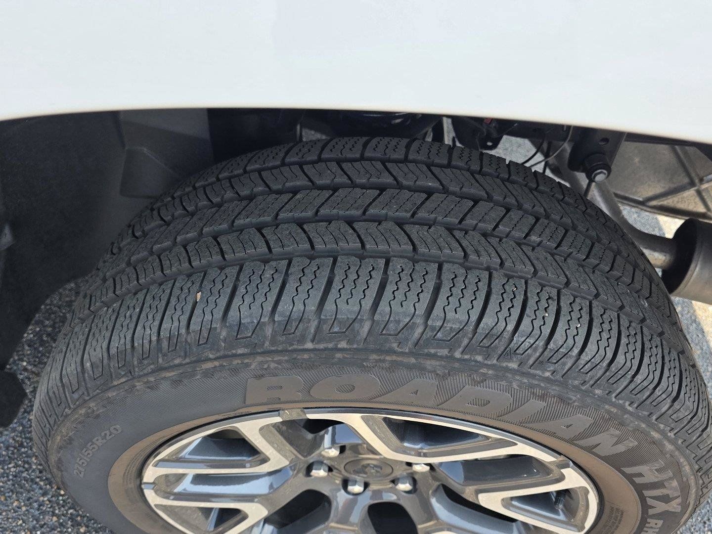 Used 2026 RAM 1500 Laramie AWD/4WD image 36