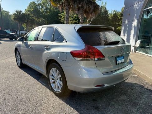 Used 2015 Toyota Venza XLE image 3