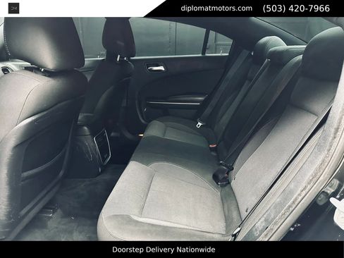 Used 2015 Dodge Charger SE w/ Popular Equipment Group RWD image 23