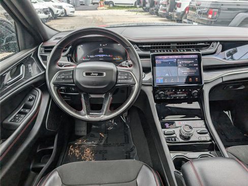 Used 2022 Jeep Grand Cherokee Trailhawk w/ ADV Protech Group II AWD/4WD image 19