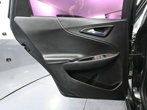 Used 2016 Chevrolet Malibu Premier image 36