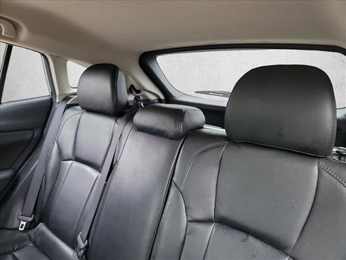 Used 2019 Subaru Crosstrek 2.0i Premium image 11