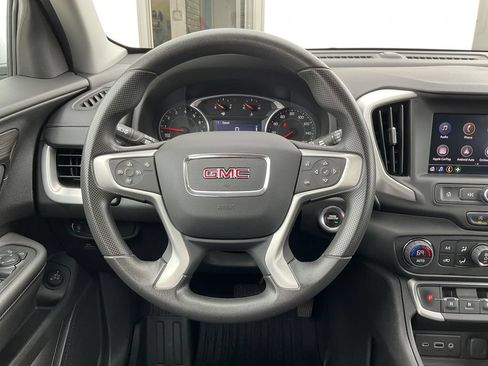 Certified 2022 GMC Terrain SLE w/ Driver Convenience Package AWD/4WD image 4