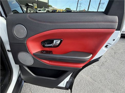 Used 2017 Land Rover Range Rover Evoque HSE Dynamic image 27