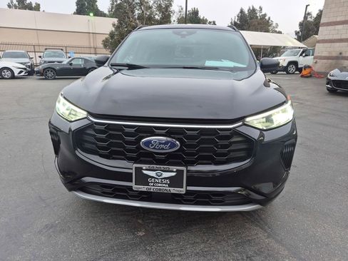 Used 2024 Ford Escape ST-Line image 11