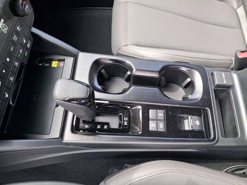 New 2026 Subaru Outback Limited AWD/4WD image 27