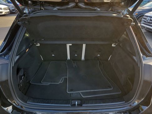 Certified 2025 Mercedes-Benz GLA 250 image 8