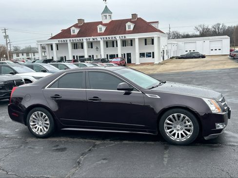 Used 2010 Cadillac CTS Premium image 3
