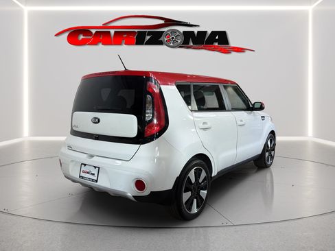 Used 2017 Kia Soul + w/ Designer's Package FWD image 10