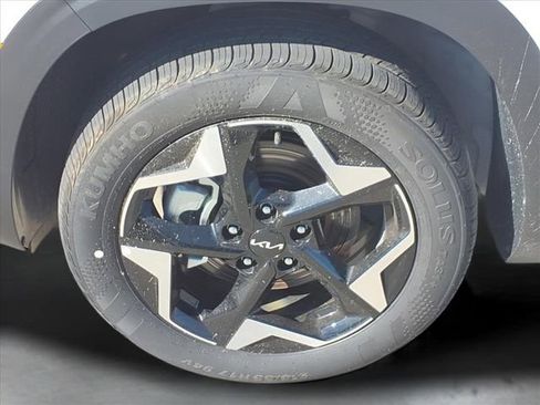 New 2026 Kia Seltos S AWD/4WD image 21