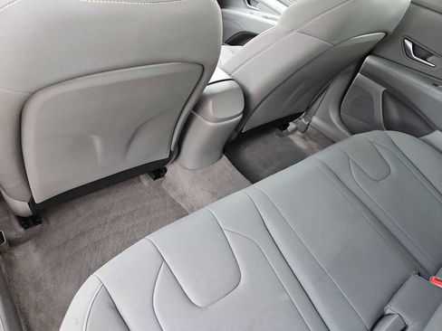 Certified 2023 Hyundai Elantra SEL w/ Convenience Package image 18