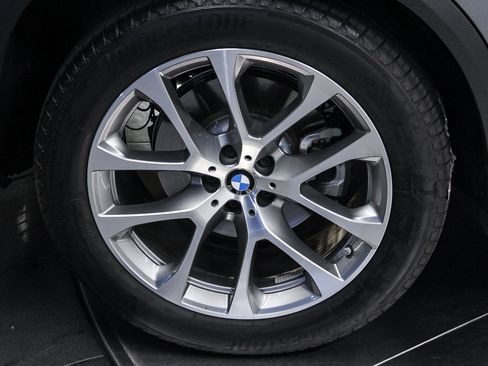 Used 2025 BMW X5 sDrive40i w/ Parking Assistance Package RWD image 8