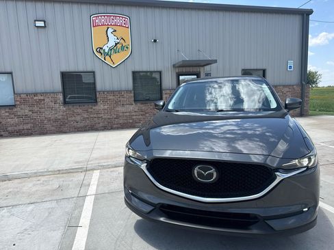 Used 2017 MAZDA CX-5 Grand Touring AWD/4WD image 4