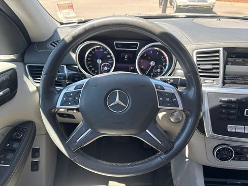 Used 2015 Mercedes-Benz GL 450 4MATIC image 12