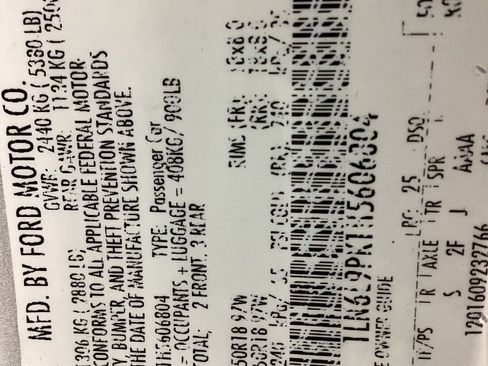 Used 2017 Lincoln Continental Premiere image 49