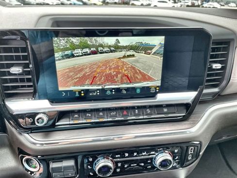 Used 2022 GMC Sierra 1500 SLT w/ SLT Premium Plus Package image 22