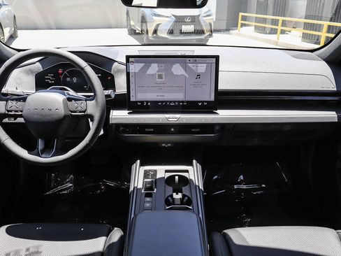 New 2026 Lexus ES 350e FWD image 13
