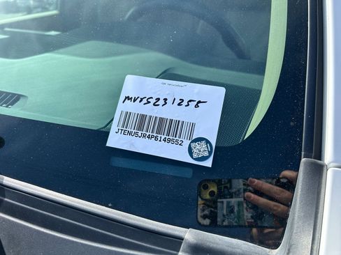 Used 2023 Toyota 4Runner SR5 Premium image 34