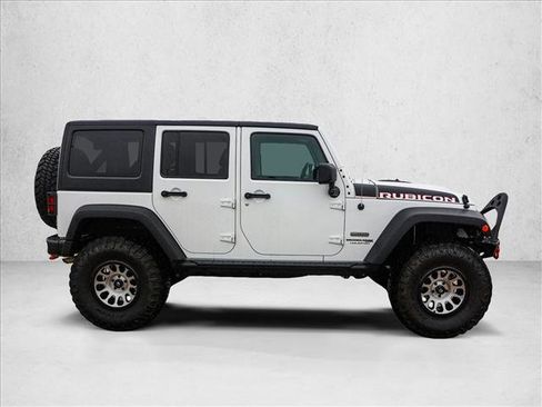 Used 2018 Jeep Wrangler Unlimited Rubicon image 4