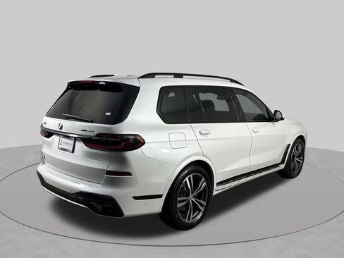 Used 2026 BMW X7 xDrive40i w/ M Sport Package AWD/4WD image 37