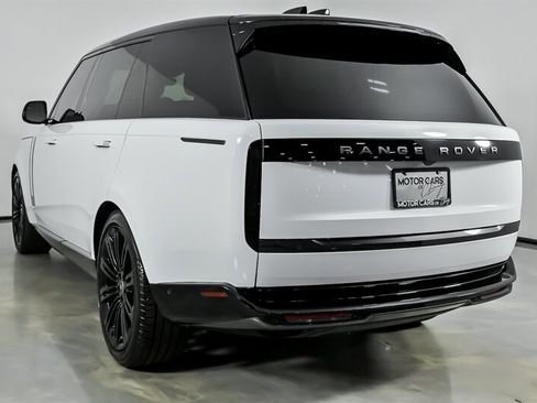 Used 2024 Land Rover Range Rover Long Wheelbase SE AWD/4WD image 10