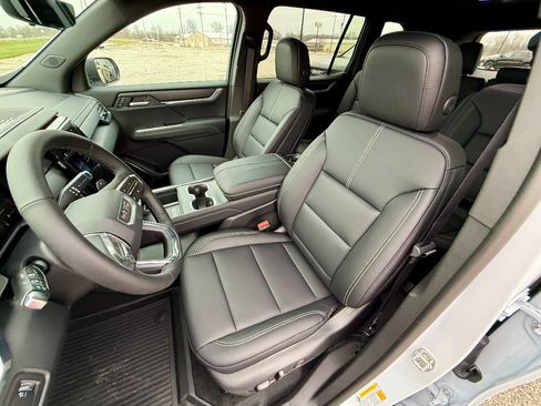 New 2026 GMC Acadia Elevation w/ Black Edition FWD image 12