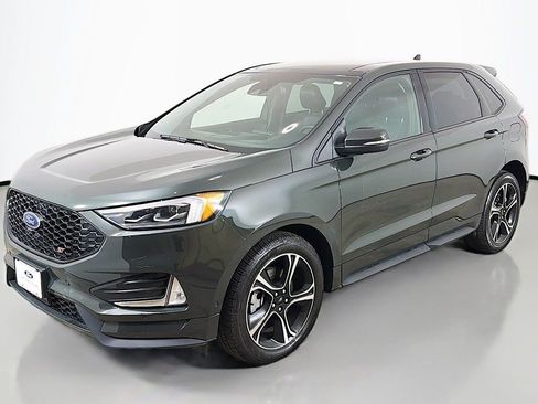 Used 2022 Ford Edge ST w/ Equipment Group 401A image 9