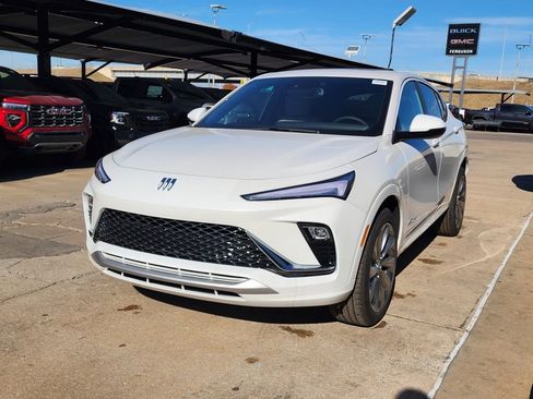 New 2026 Buick Envista Avenir image 8