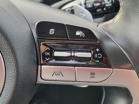Used 2022 Hyundai Tucson Limited image 17