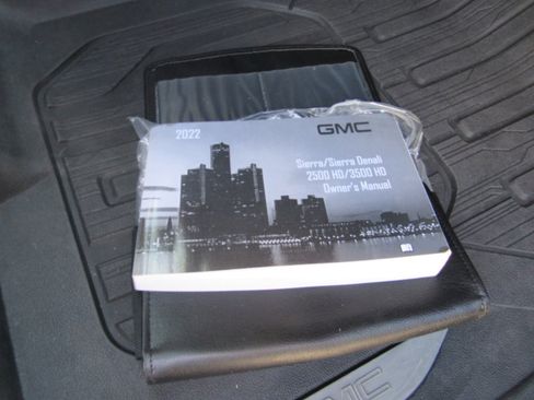 Used 2022 GMC Sierra 2500 Denali image 47
