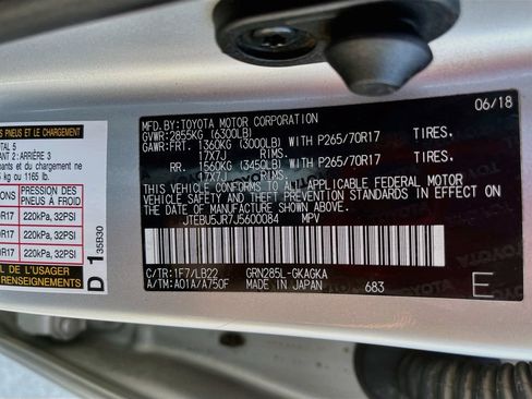Used 2018 Toyota 4Runner SR5 Premium AWD/4WD image 14