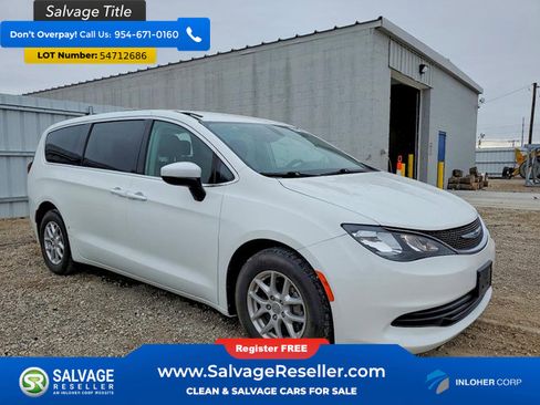 Used 2017 Chrysler Pacifica LX FWD image 5
