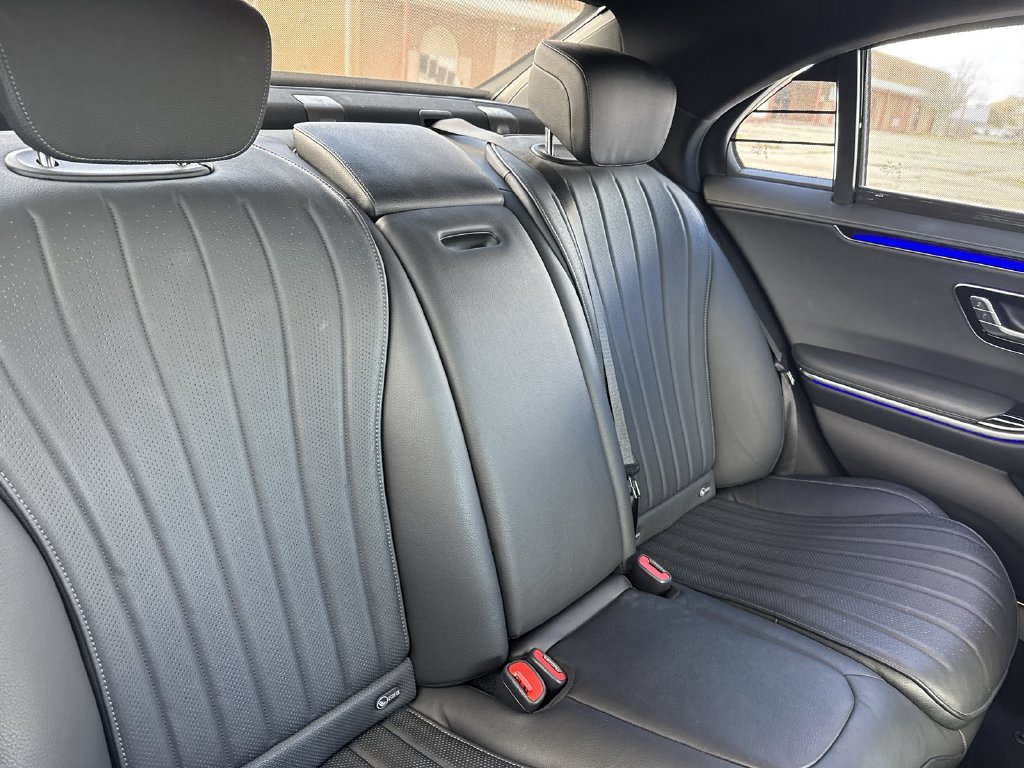 Used 2023 Mercedes-Benz S 500 4MATIC w/ AMG Line image 33