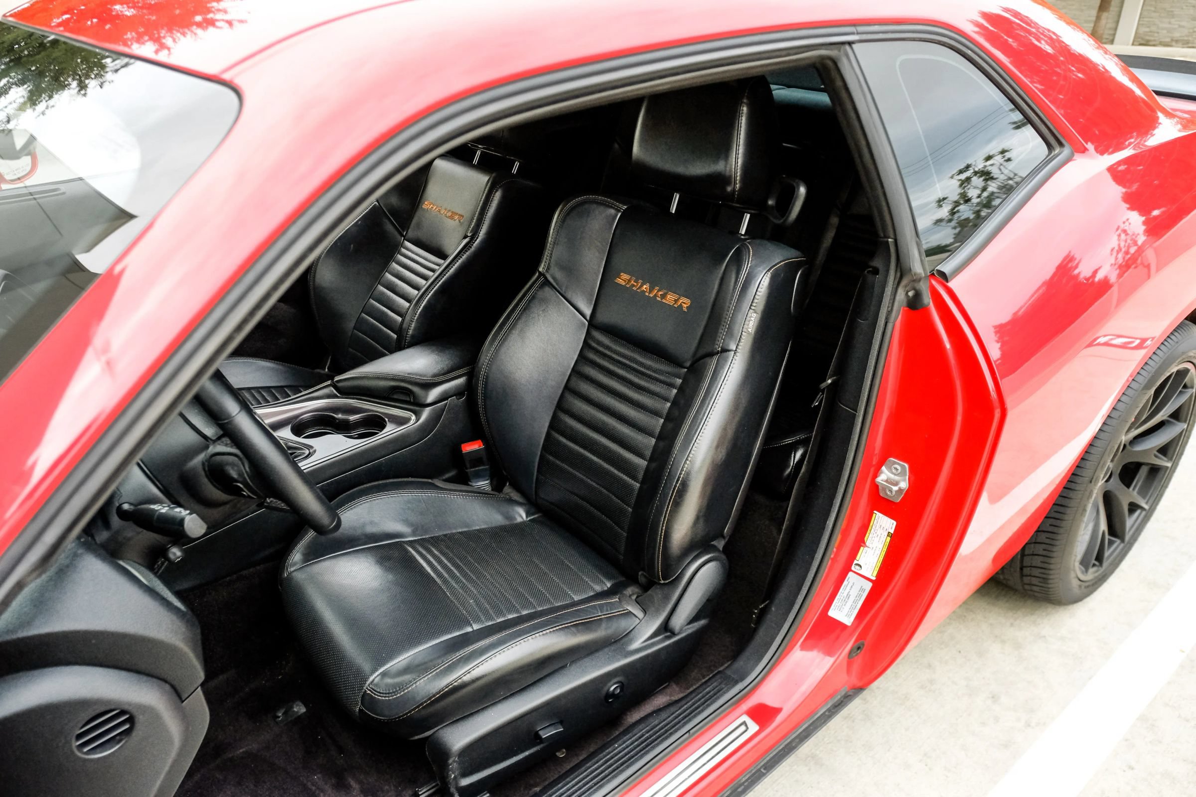 Used 2016 Dodge Challenger R/T Scat Pack RWD image 40