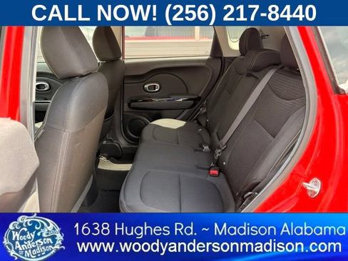Used 2015 Kia Soul + w/ Audio Package FWD image 8
