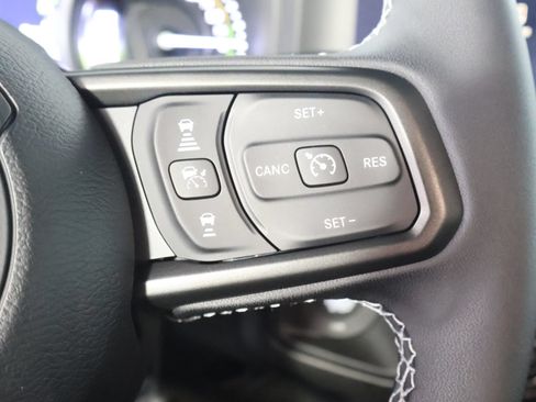 Used 2025 Jeep Wrangler Unlimited Sport S 4xe w/ Convenience Group AWD/4WD image 33