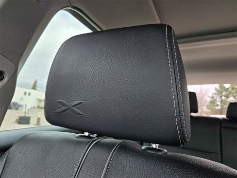 Used 2016 BMW X3 xDrive28d image 16