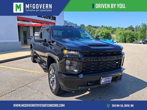Used 2021 Chevrolet Silverado 2500 Custom w/ Custom Value Package AWD/4WD image 9