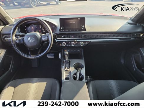 Used 2025 Honda Civic Sport image 16