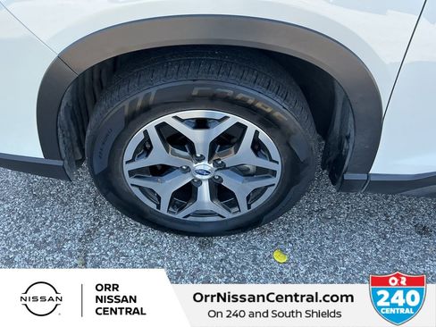 Used 2021 Subaru Forester Premium image 9