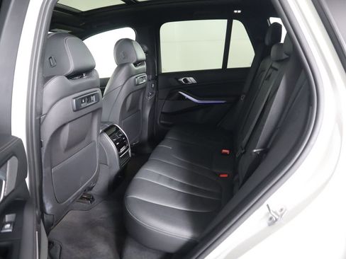 Used 2020 BMW X5 xDrive40i w/ Premium Package image 22