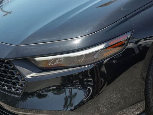 Used 2025 Honda Accord Sport image 8